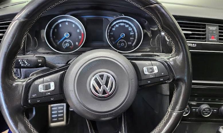 
Volkswagen Golf R 2016 full									