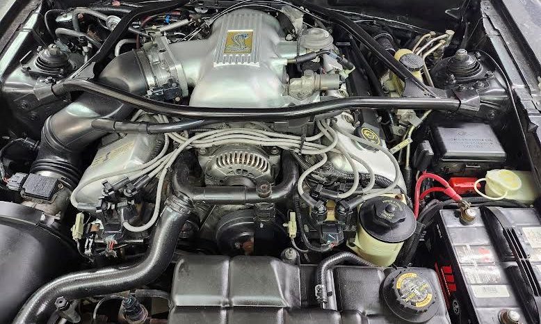 
Volkswagen Golf R 2016 full									