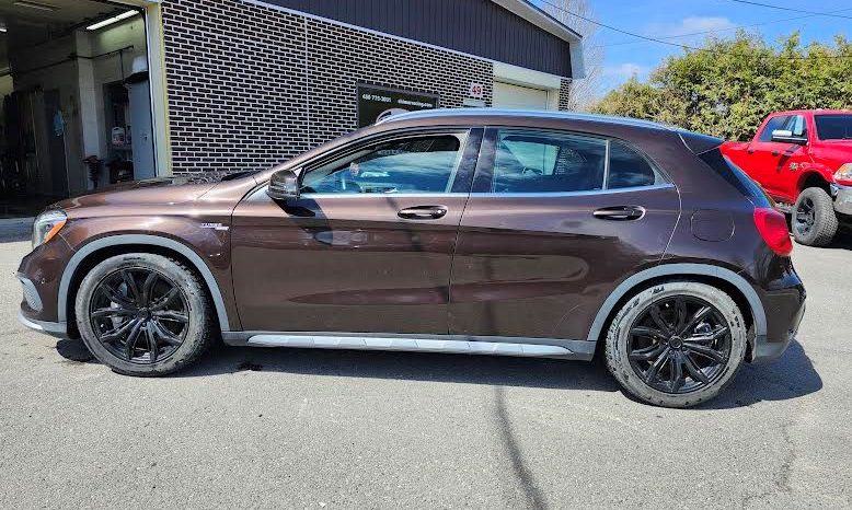 
Mercedes GLA45 AMG 2015 full									