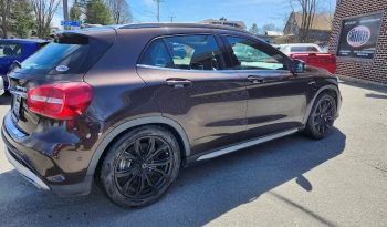 
Mercedes GLA45 AMG 2015 full									