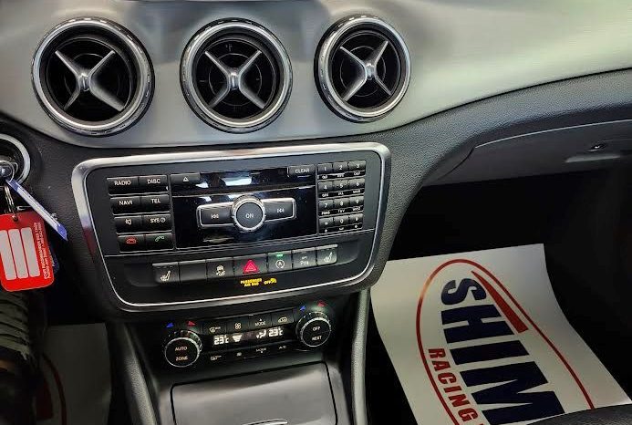 
Mercedes GLA45 AMG 2015 full									