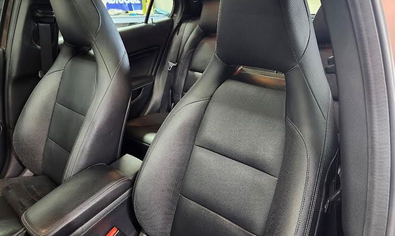 
Mercedes GLA45 AMG 2015 full									