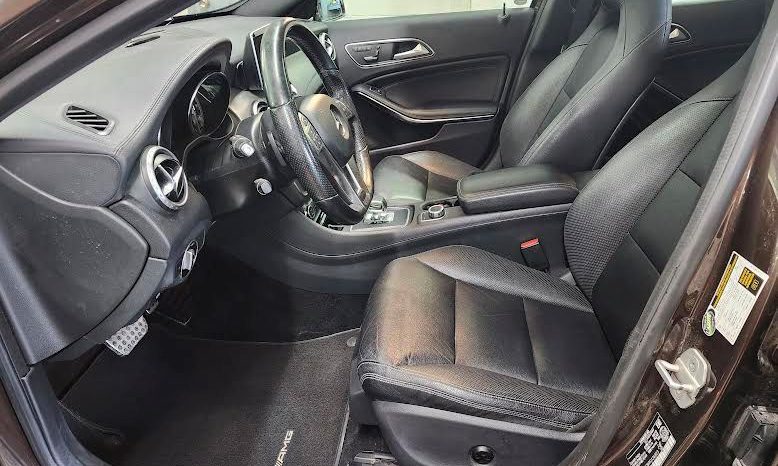 
Mercedes GLA45 AMG 2015 full									