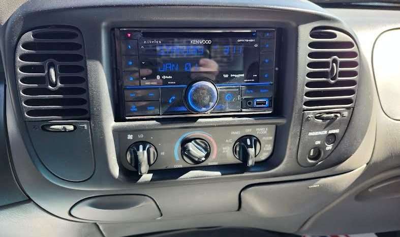 
Ford Lightning 2001 full									