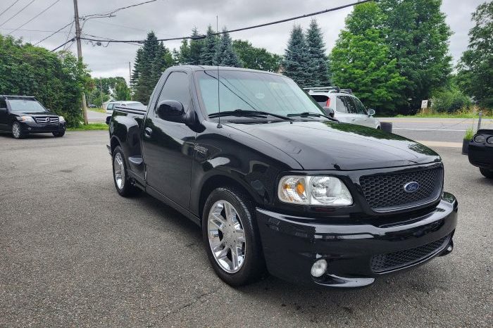 
Ford Lightning 2000 full									