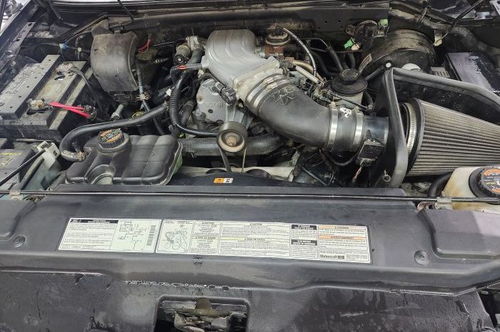 
Ford Lightning 2000 full									