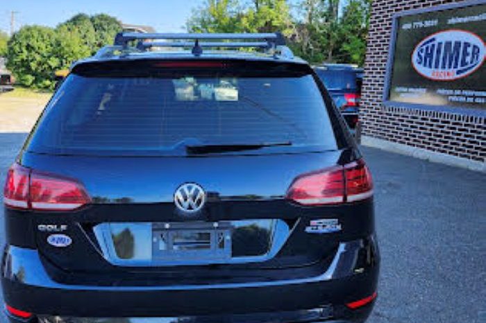 
Volks Golf sport wagen 2019 full									