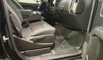 
Chevrolet Silverado 2500 2015 full									