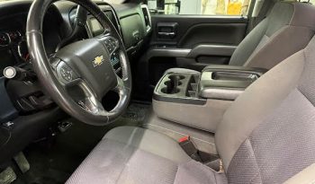 
Chevrolet Silverado 2500 2015 full									